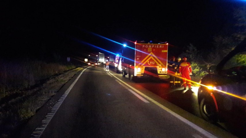 accident rutier grav a fost activat planul rosu de interventie un microbuz rasturnat 671075 accident rutier grav a fost activat planul rosu de interventie un microbuz rasturnat 671075