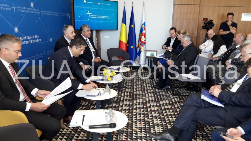imagini de la eveniment seminarul constanta danube black sea gateway economic opportunities forum a debutat imagini de la eveniment seminarul constanta danube black sea gateway economic opportunities forum a debutat
