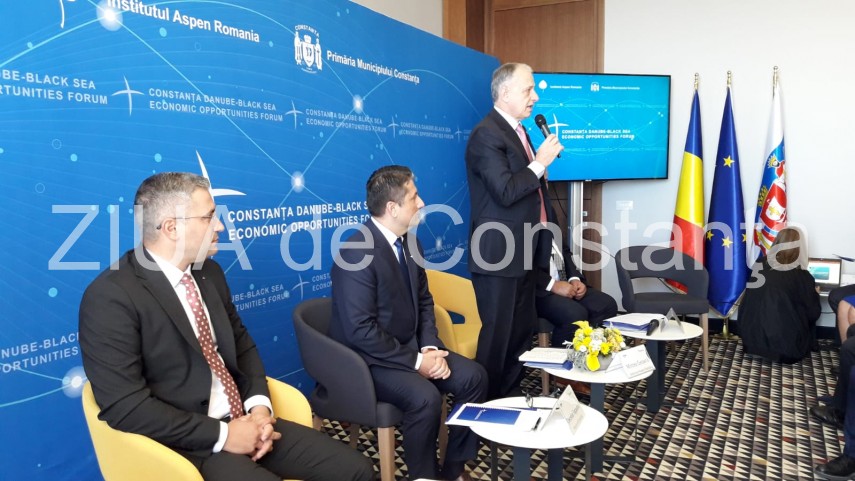 imagini de la eveniment seminarul constanta danube black sea gateway economic opportunities forum a debutat imagini de la eveniment seminarul constanta danube black sea gateway economic opportunities forum a debutat