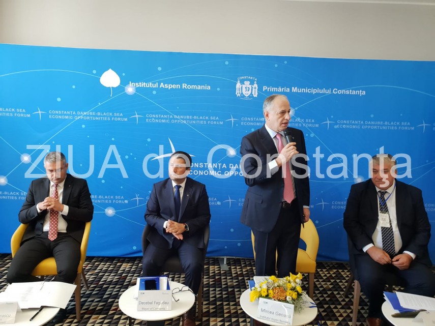 imagini de la eveniment seminarul constanta danube black sea gateway economic opportunities forum a debutat imagini de la eveniment seminarul constanta danube black sea gateway economic opportunities forum a debutat