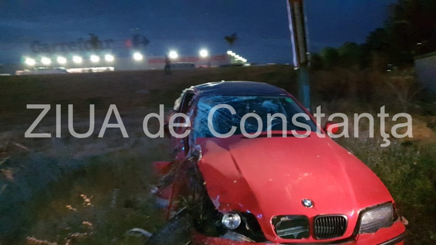 accident rutier grav la iesire din constanta implicate un bmw si un autobuz ratc un barbat incatusat accident rutier grav la iesire din constanta implicate un bmw si un autobuz ratc un barbat incatusat