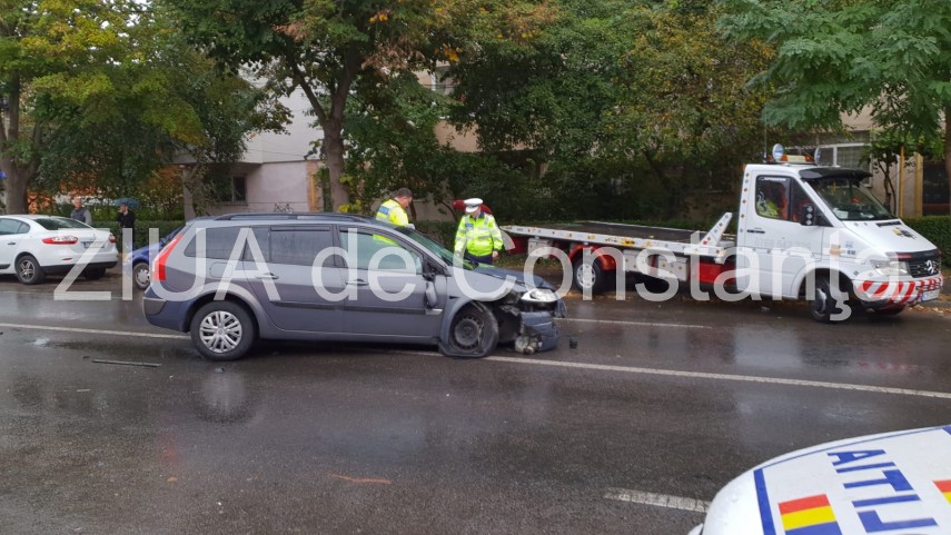 imagini de la eveniment carambol in zona abator din constanta trei masini implicate 672260 imagini de la eveniment carambol in zona abator din constanta trei masini implicate 672260
