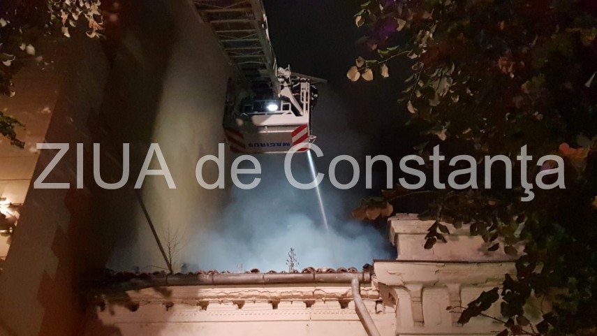 incendiu langa sediul spit in zona istorica a municipiului constanta forte impresionante la interventie incendiu langa sediul spit in zona istorica a municipiului constanta forte impresionante la interventie