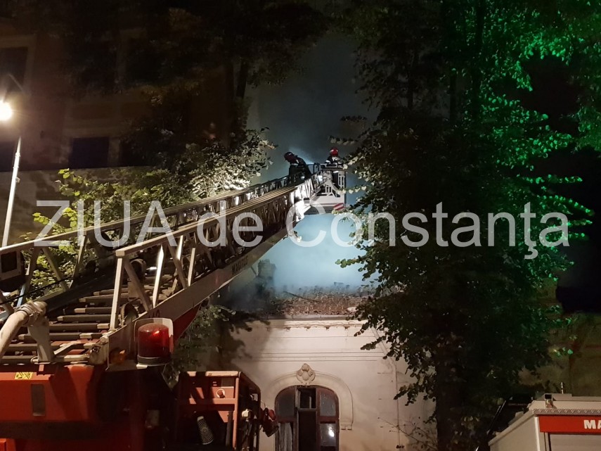 incendiu langa sediul spit in zona istorica a municipiului constanta forte impresionante la interventie incendiu langa sediul spit in zona istorica a municipiului constanta forte impresionante la interventie