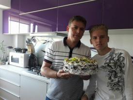 „Îţi dau un sfat foarte important!“ Zi specială în familia lui Cătălin Plăcintă. Fostul fotbalist a împlinit 44 de ani, iar fiul său 18 ani! (galerie foto)
