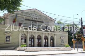 Teatrul de Stat Constanţa îşi deschide stagiunea în acest weekend. Vezi care sunt spectacolele dedicate constănţenilor