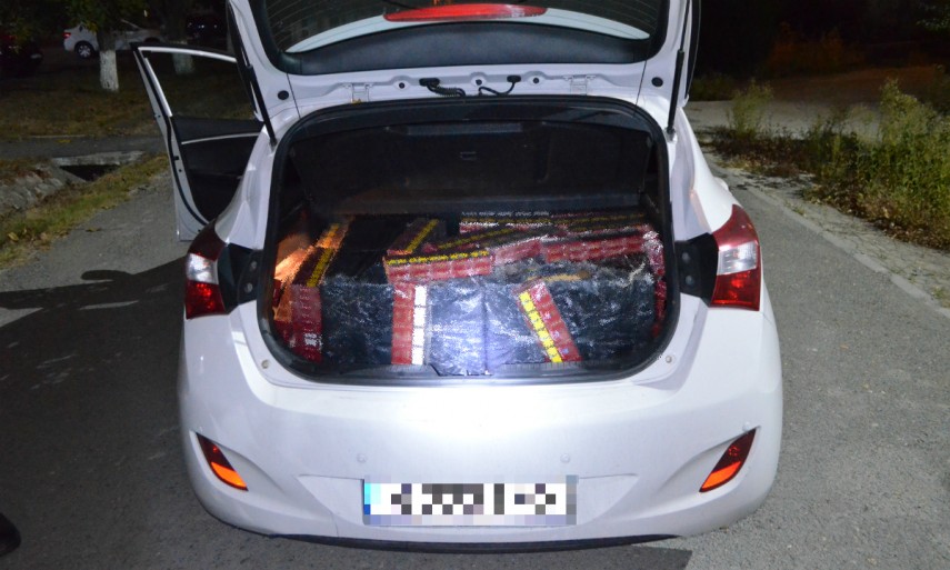 constanteni prinsi in flagrant in timp ce transportau tigari de contrabanda 673208