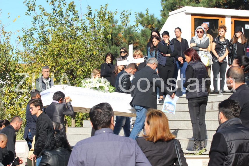 imagini de la eveniment s a stins din viata la numai 14 ani denis fiul fostului fotbalist cosmin pascovici imagini de la eveniment s a stins din viata la numai 14 ani denis fiul fostului fotbalist cosmin pascovici