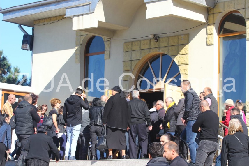 imagini de la eveniment s a stins din viata la numai 14 ani denis fiul fostului fotbalist cosmin pascovici imagini de la eveniment s a stins din viata la numai 14 ani denis fiul fostului fotbalist cosmin pascovici