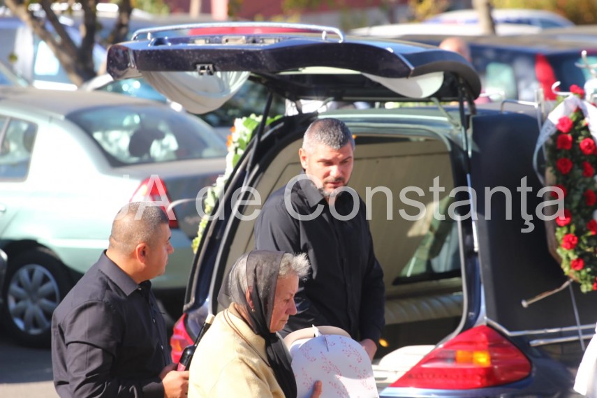 imagini de la eveniment s a stins din viata la numai 14 ani denis fiul fostului fotbalist cosmin pascovici imagini de la eveniment s a stins din viata la numai 14 ani denis fiul fostului fotbalist cosmin pascovici