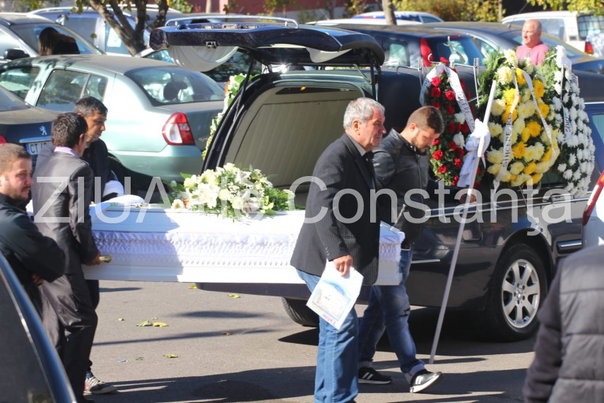 imagini de la eveniment s a stins din viata la numai 14 ani denis fiul fostului fotbalist cosmin pascovici imagini de la eveniment s a stins din viata la numai 14 ani denis fiul fostului fotbalist cosmin pascovici