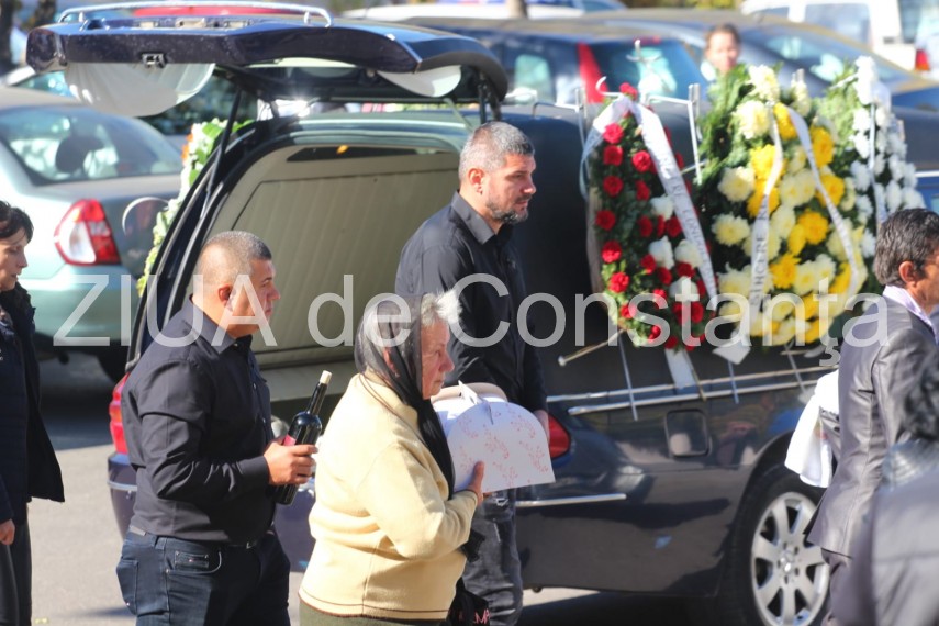 imagini de la eveniment s a stins din viata la numai 14 ani denis fiul fostului fotbalist cosmin pascovici imagini de la eveniment s a stins din viata la numai 14 ani denis fiul fostului fotbalist cosmin pascovici