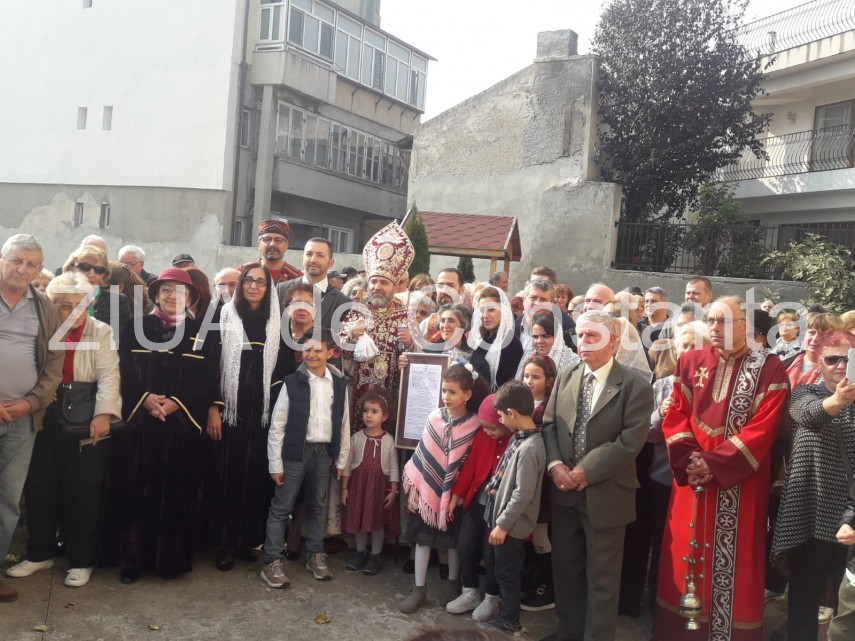 biserica armeana sfanta maria din constanta isi serbeaza azi hramul hrisovul de binecuvanare arhiereasca biserica armeana sfanta maria din constanta isi serbeaza azi hramul hrisovul de binecuvanare arhiereasca