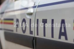 Doi poliţişti au omis să anunţe că au primit 200 de lei de la un şofer. Condamnări cu suspendare  