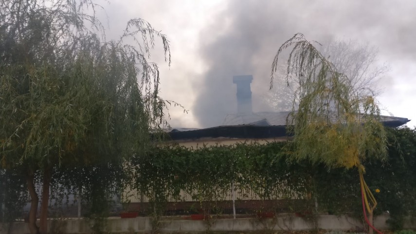 tulcea fabrica de textile in flacari pompierii intervin in macin 674544 tulcea fabrica de textile in flacari pompierii intervin in macin 674544