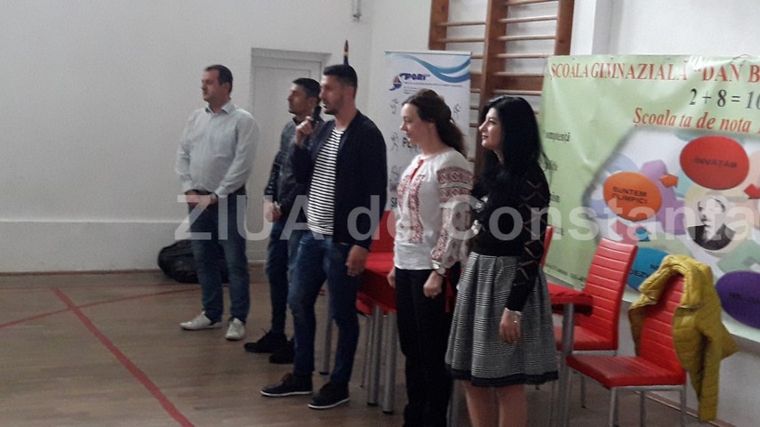 elevii de la scoala 28 dan barbilian intrebari pentru ciprian marica si ionel danciulescu vrem sa intram elevii de la scoala 28 dan barbilian intrebari pentru ciprian marica si ionel danciulescu vrem sa intram