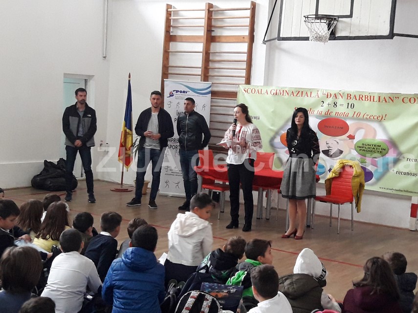 elevii de la scoala 28 dan barbilian intrebari pentru ciprian marica si ionel danciulescu vrem sa intram elevii de la scoala 28 dan barbilian intrebari pentru ciprian marica si ionel danciulescu vrem sa intram