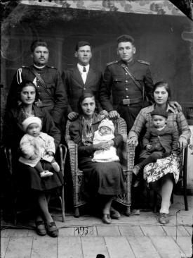 ACSINTE.100, expoziția cu fotografii de la începutul secolului 20, la Muzeul de Artă Constanța