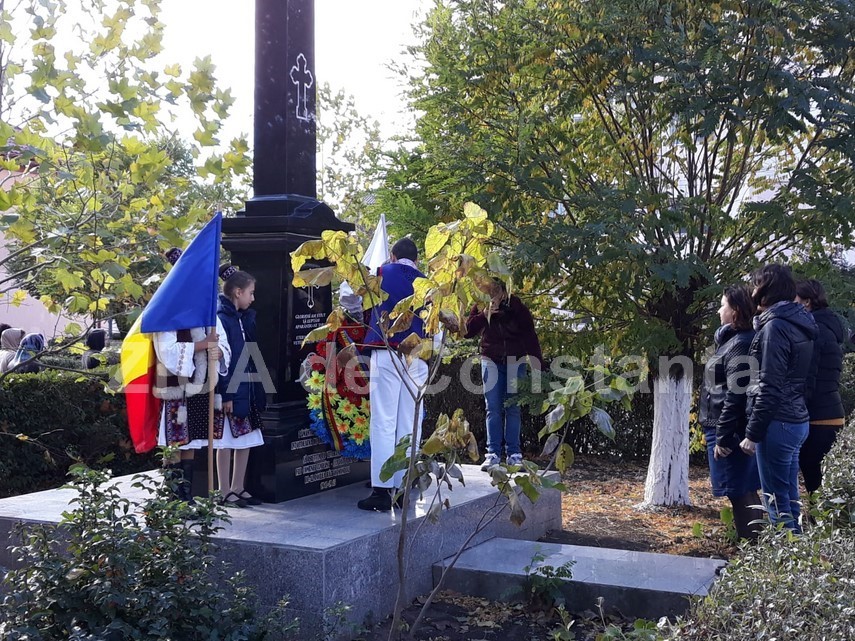 de ziua armatei romane sarbatoare devenita traditionala ceremonie militara si religioasa si depunere de ziua armatei romane sarbatoare devenita traditionala ceremonie militara si religioasa si depunere
