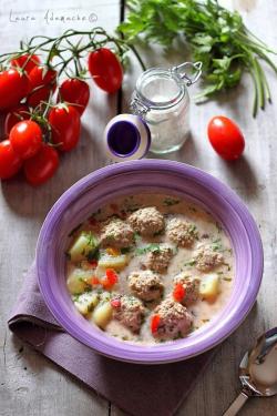 lauraadamache.ro Ciorbă de perişoare, reţeta mamei mele