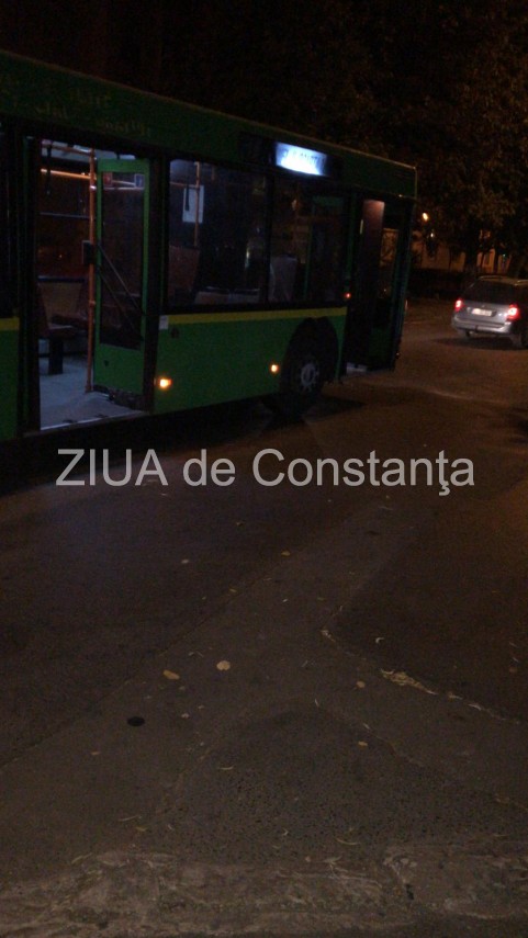 accident rutier in constanta un copil preluat de ambulanta 673478 accident rutier in constanta un copil preluat de ambulanta 673478