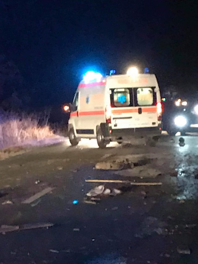accident rutier cumplit in apropiere de amara o caruta si un autoturism implicate sunt mai multe victime accident rutier cumplit in apropiere de amara o caruta si un autoturism implicate sunt mai multe victime