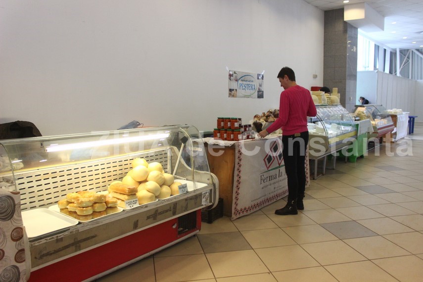 targ cu produse traditionale de ziua dobrogei la pavilionul expozitional ce surprize le sunt pregatite targ cu produse traditionale de ziua dobrogei la pavilionul expozitional ce surprize le sunt pregatite