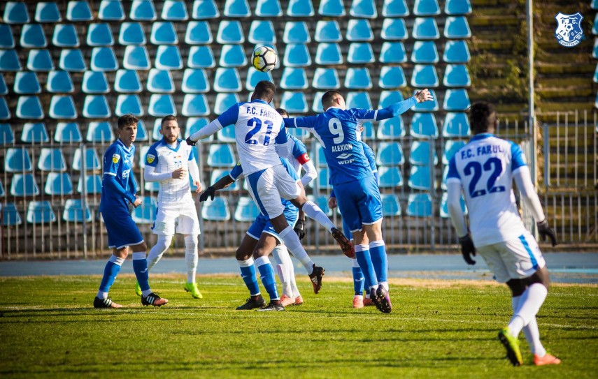 ssc farul accidentarea care a dat fiori ambulanta pe teren cate zile de pauza va avea yeboah twumasi ssc farul accidentarea care a dat fiori ambulanta pe teren cate zile de pauza va avea yeboah twumasi