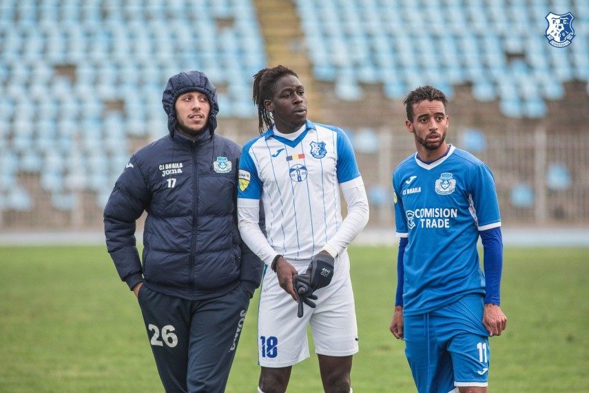 ssc farul accidentarea care a dat fiori ambulanta pe teren cate zile de pauza va avea yeboah twumasi ssc farul accidentarea care a dat fiori ambulanta pe teren cate zile de pauza va avea yeboah twumasi