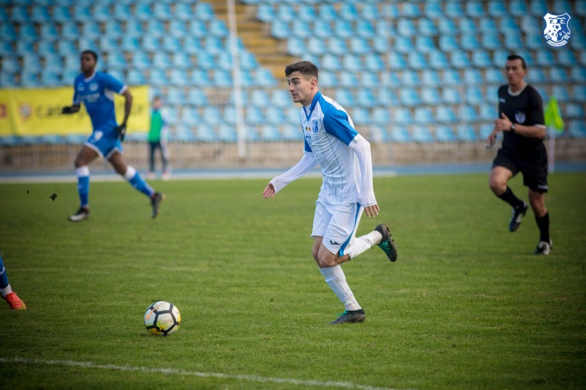 ssc farul accidentarea care a dat fiori ambulanta pe teren cate zile de pauza va avea yeboah twumasi ssc farul accidentarea care a dat fiori ambulanta pe teren cate zile de pauza va avea yeboah twumasi