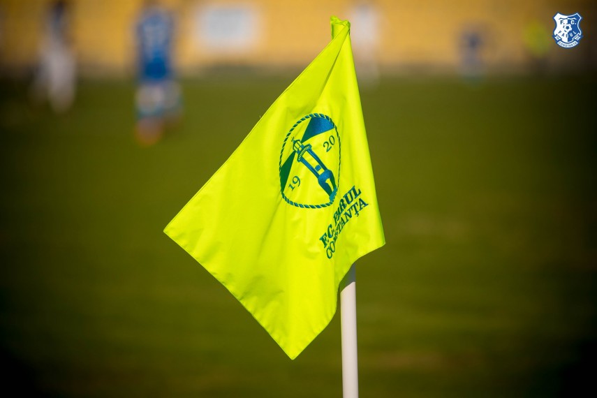 ssc farul accidentarea care a dat fiori ambulanta pe teren cate zile de pauza va avea yeboah twumasi ssc farul accidentarea care a dat fiori ambulanta pe teren cate zile de pauza va avea yeboah twumasi