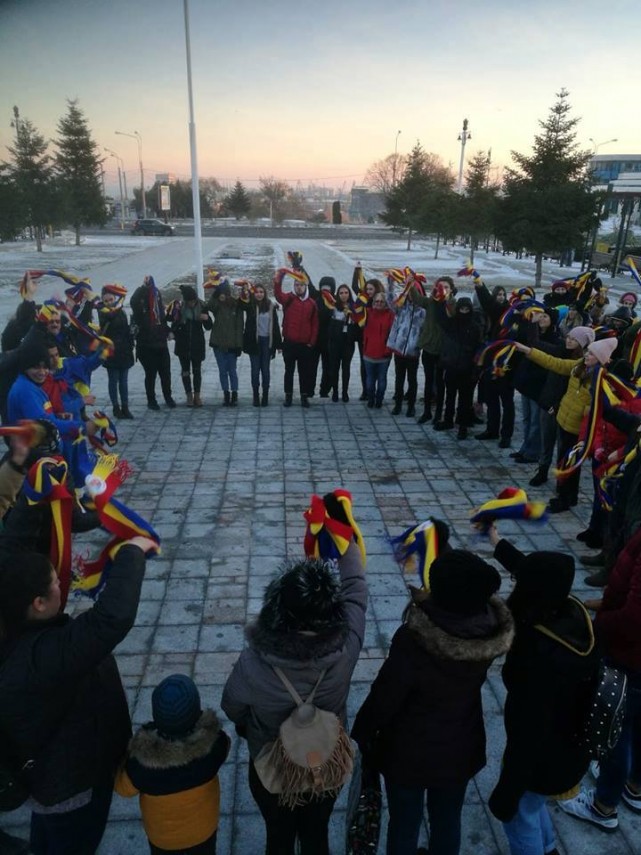 1 decembrie prin ochii copiilor scene din marea unire de la 1918 reinviate la constanta de elevi galerie 1 decembrie prin ochii copiilor scene din marea unire de la 1918 reinviate la constanta de elevi galerie
