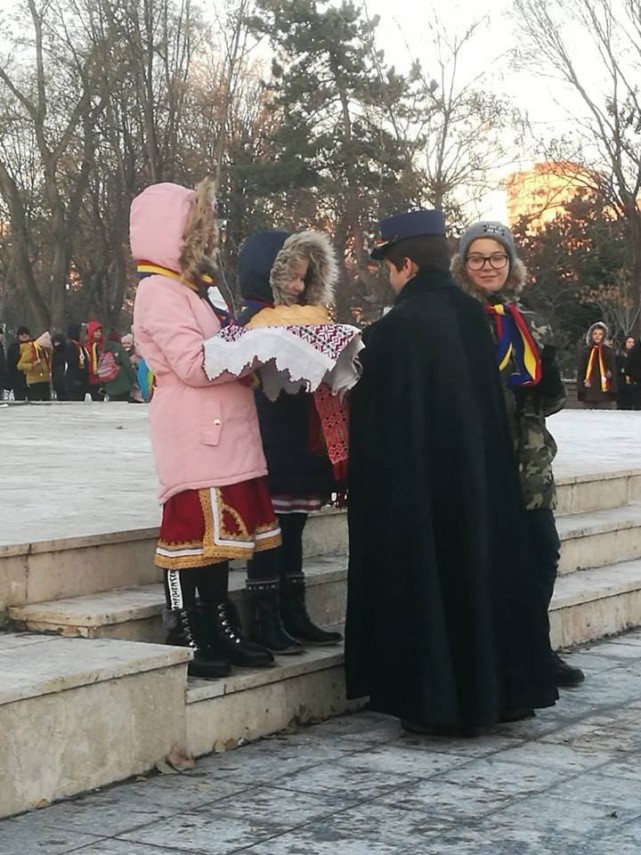 1 decembrie prin ochii copiilor scene din marea unire de la 1918 reinviate la constanta de elevi galerie 1 decembrie prin ochii copiilor scene din marea unire de la 1918 reinviate la constanta de elevi galerie