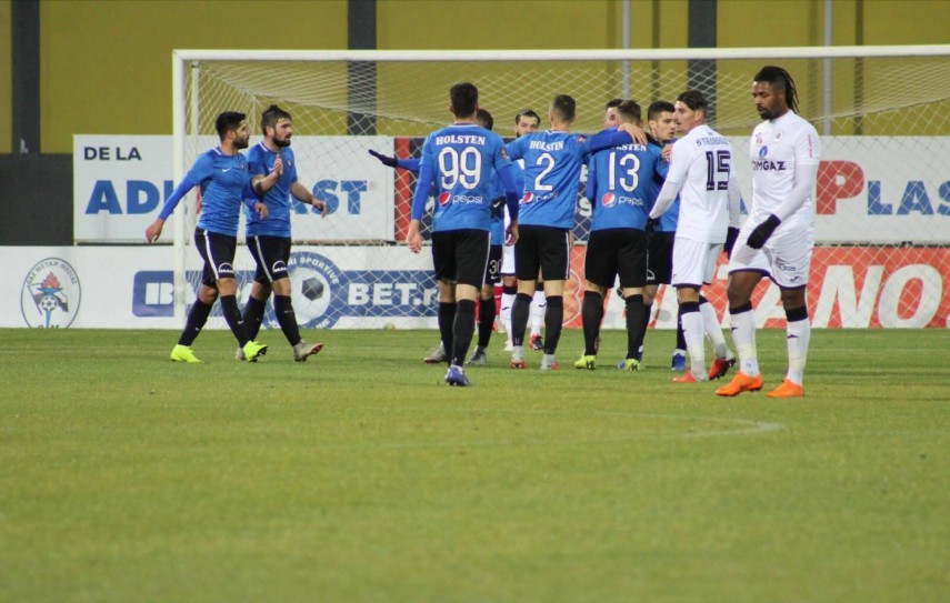 gica hagi nemultumit inexplicabil cu gaz metan medias fc viitorul n a aratat spiritul pe care l a avut gica hagi nemultumit inexplicabil cu gaz metan medias fc viitorul n a aratat spiritul pe care l a avut