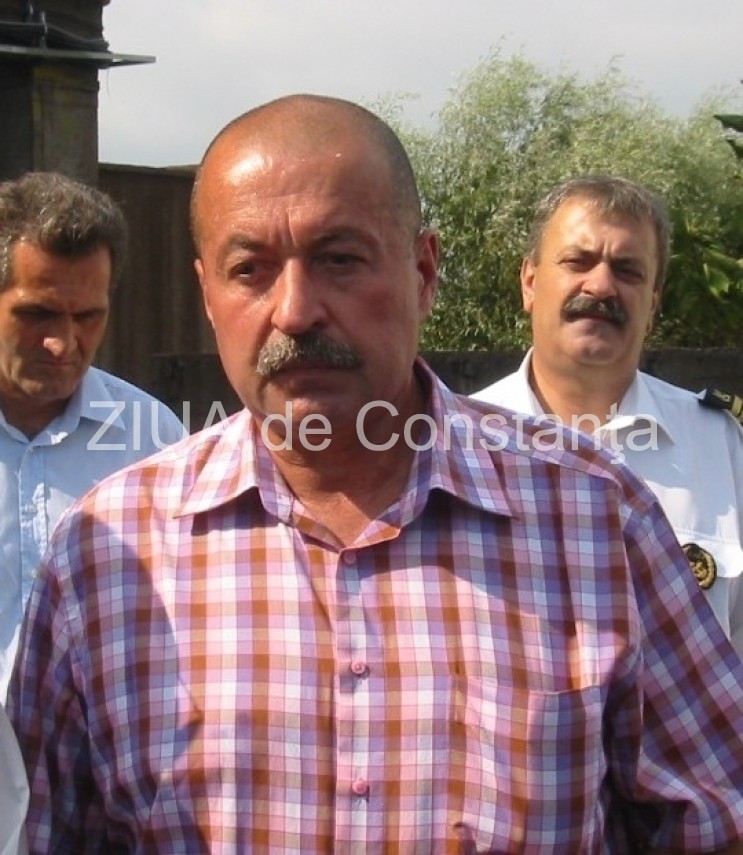 top 300 capital editia 2018 milionari in euro cu afaceri la constanta azi familia idu florin carstocea top 300 capital editia 2018 milionari in euro cu afaceri la constanta azi familia idu florin carstocea