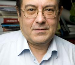 #citeșteDobrogea Prozatorul dobrogean Cristian Teodorescu, la ceas aniversar. „Medgidia, oraşul de apoi\