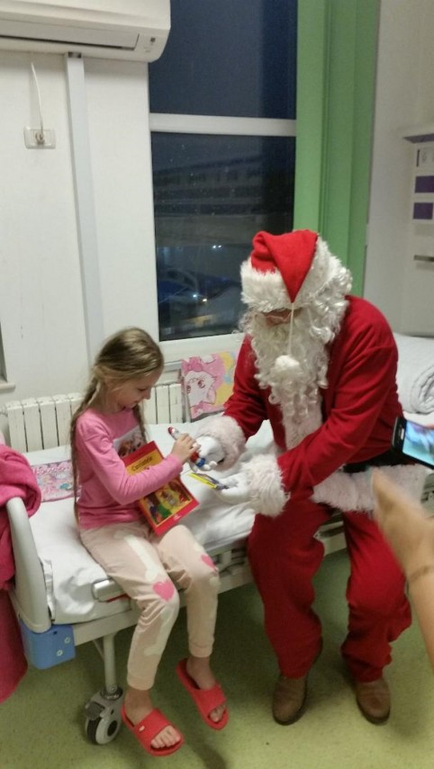 in perioada sarbatorilor de iarna arimex comexim 2000 srl si mos craciun au pregatit zeci de surprize