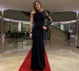 „Frumuşica!” Imagine cu Simona Halep în afara terenului. Fani din toate colţurile lumii se întrec în aprecieri