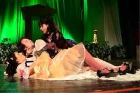 Primul spectacol din acest an al Teatrului de Stat Constanţa este o comedie. 