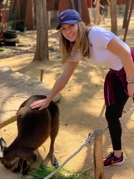 simona halep s a relaxat la gradina zoologica din sydney galerie foto 680756 simona halep s a relaxat la gradina zoologica din sydney galerie foto 680756