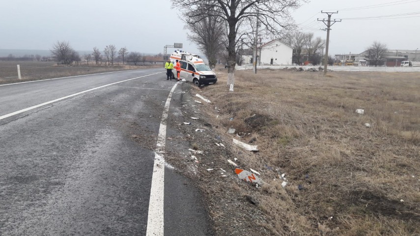 accident rutier la tariverde judetul constanta o ambulanta a iesit de pe carosabil 681365 accident rutier la tariverde judetul constanta o ambulanta a iesit de pe carosabil 681365