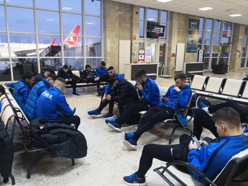 fotbalistii de la fc viitorul au plecat in cantonament in antalya turcia video 681390 fotbalistii de la fc viitorul au plecat in cantonament in antalya turcia video 681390