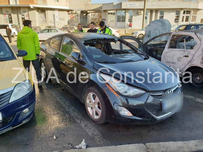 imagini de la eveniment incendiu violent pe soseaua mangaliei din constanta mai multe masini in flacari imagini de la eveniment incendiu violent pe soseaua mangaliei din constanta mai multe masini in flacari