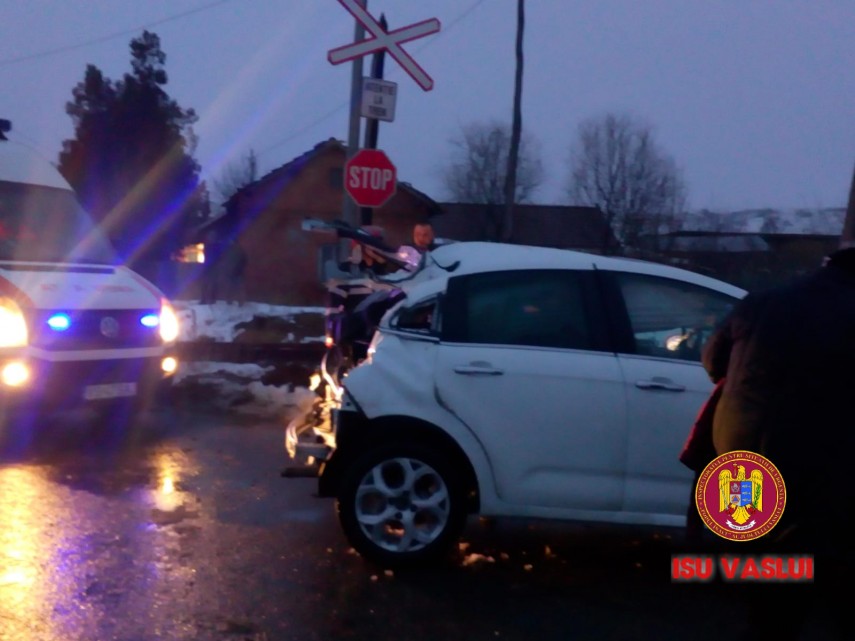 update accident pe calea ferata o masina a fost lovita de un tren un cetatean strain si prietena lui update accident pe calea ferata o masina a fost lovita de un tren un cetatean strain si prietena lui