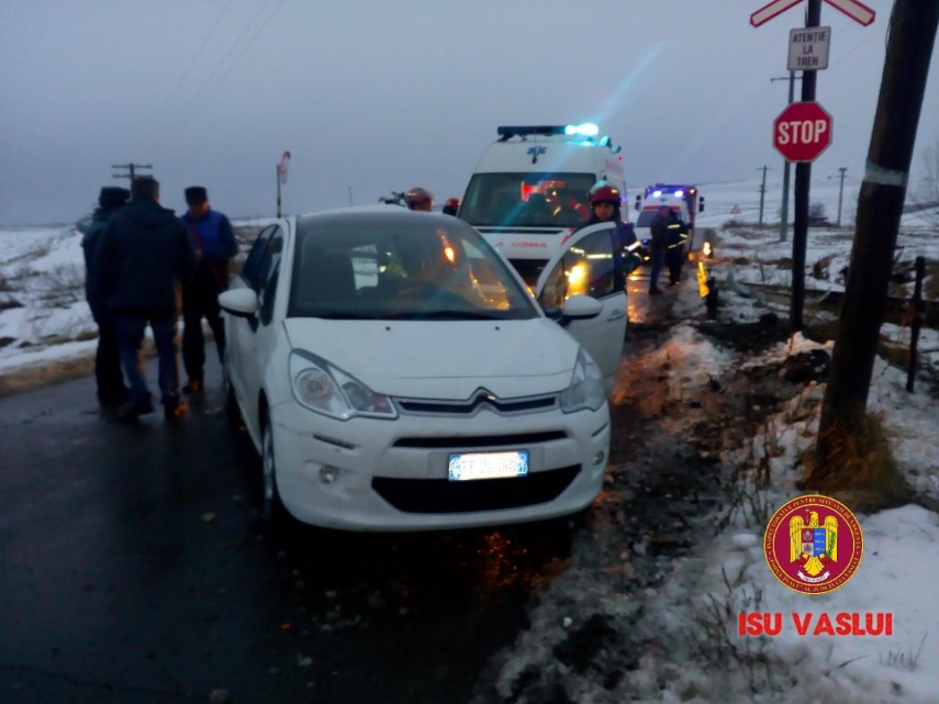 update accident pe calea ferata o masina a fost lovita de un tren un cetatean strain si prietena lui update accident pe calea ferata o masina a fost lovita de un tren un cetatean strain si prietena lui