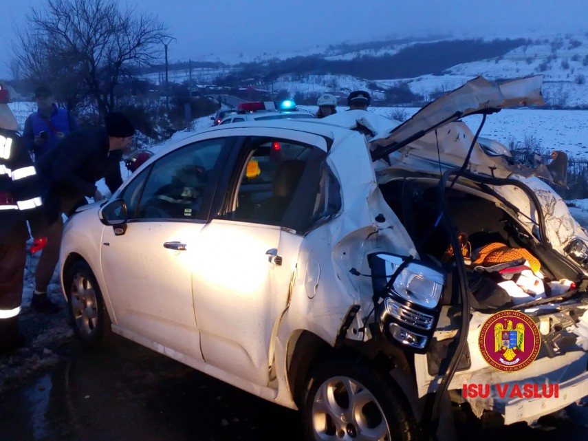 update accident pe calea ferata o masina a fost lovita de un tren un cetatean strain si prietena lui update accident pe calea ferata o masina a fost lovita de un tren un cetatean strain si prietena lui