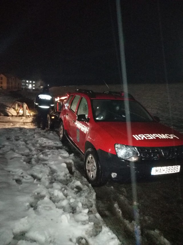 capriciile iernii inundatii in judetul valcea in urma ninsorilor din ultimele zile 682580 capriciile iernii inundatii in judetul valcea in urma ninsorilor din ultimele zile 682580