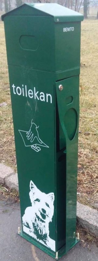 dispozitivele pentru colectarea deseurilor canine instalate in parcurile din constanta au fost vandalizate dispozitivele pentru colectarea deseurilor canine instalate in parcurile din constanta au fost vandalizate