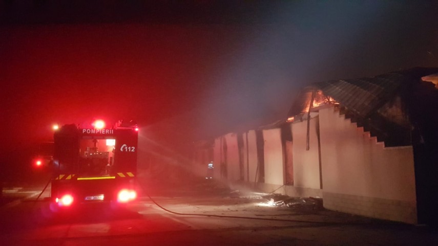 incendiu in judetul constanta arde un motel cu restaurant 683337 incendiu in judetul constanta arde un motel cu restaurant 683337