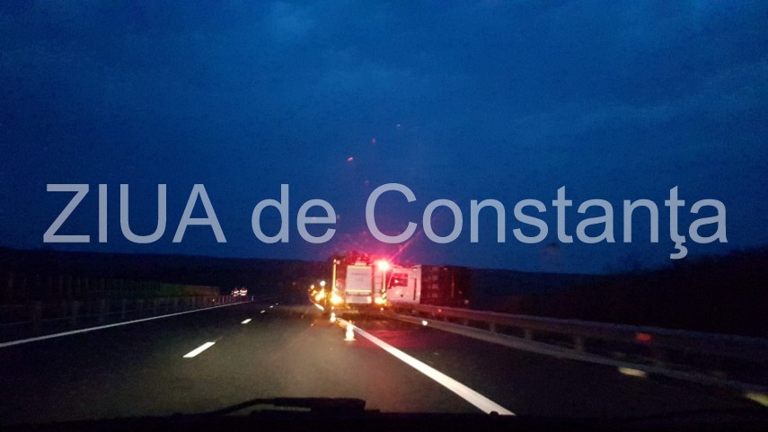 imagini de la eveniment accident rutier pe autostrada soarelui sensul constanta bucuresti un tir s a imagini de la eveniment accident rutier pe autostrada soarelui sensul constanta bucuresti un tir s a